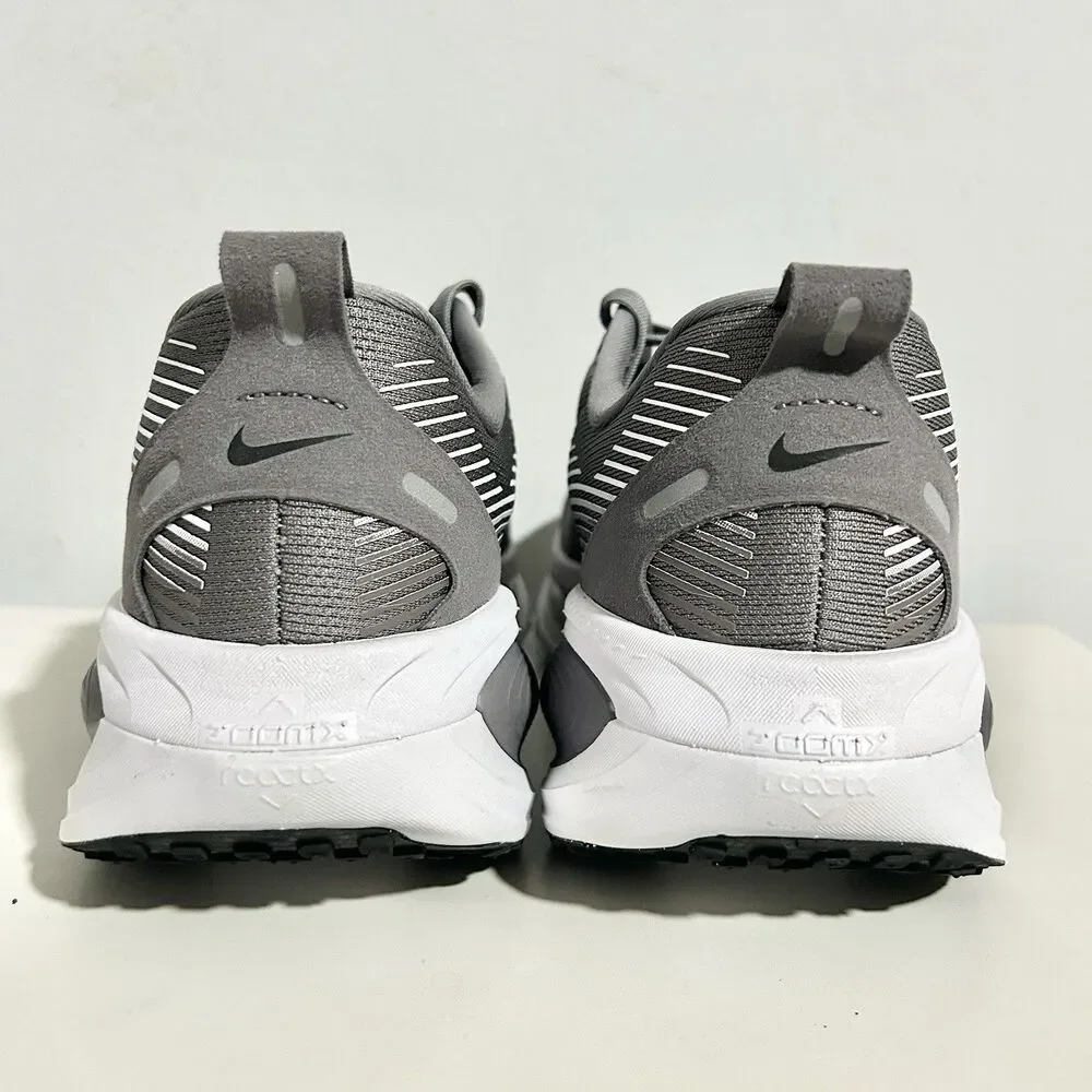 Nike Vomero 18 TB “Gunmetal” Men's Size 11 Grey White Cushioned Running Shoes